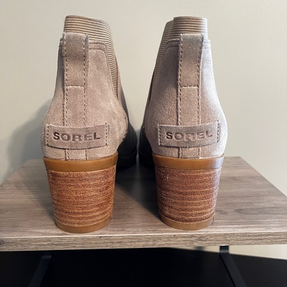Sorel Chelsea Bootie - Picture 3 of 6